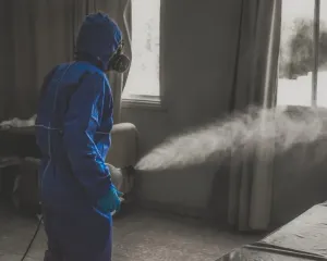 Skuteczna ochrona blatu drewnianego z dodatkiem żywicy epoksydowej!
